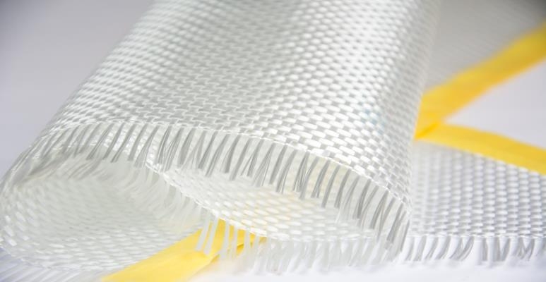 На следующем этапе производства волокно покрывается специальным химическим покрытием, которое называется  фанера, что облегчает дальнейшую обработку материала